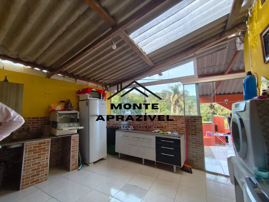Chácara com 2 quartos à venda, 2500m2 em Itrapoá, Ribeirao Pires - SP - imagem 8 Foto 8 de Chácara com 2 quartos à venda, 2500m2 em Itrapoá, Ribeirao Pires - SP