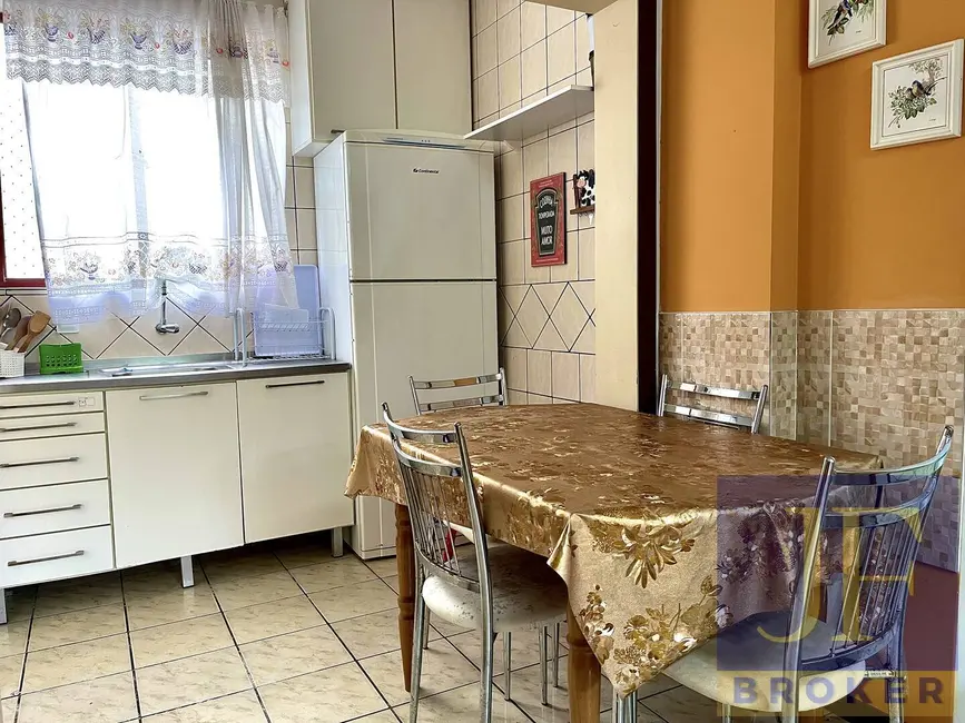 Apartamento com 3 quartos à venda e para alugar, 70m2 em Canasvieiras, Florianopolis - SC - imagem 3 Foto 3 de Apartamento com 3 quartos à venda e para alugar, 70m2 em Canasvieiras, Florianopolis - SC