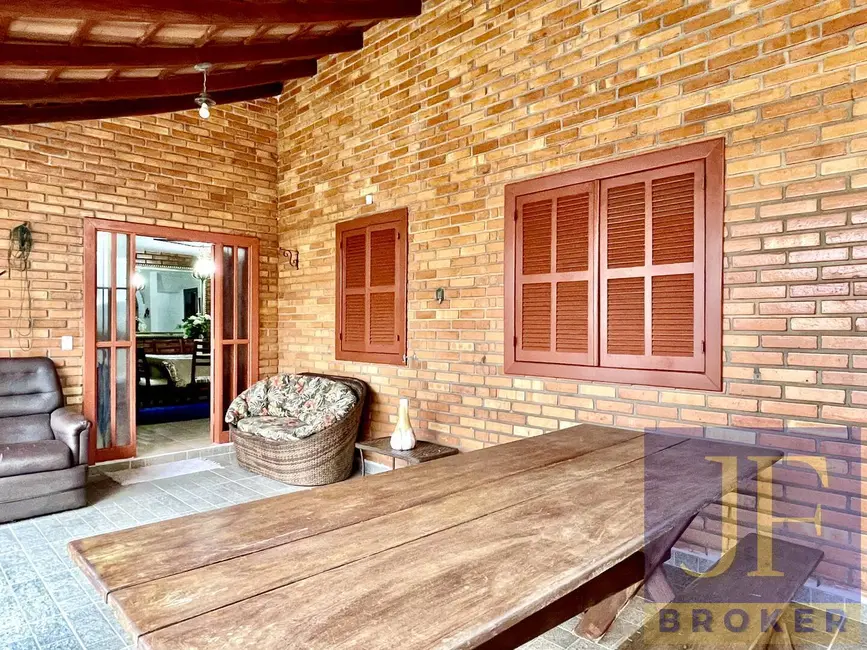 Foto 8 de Casa com 3 quartos à venda e para alugar, 250m2 em Canasvieiras, Florianopolis - SC