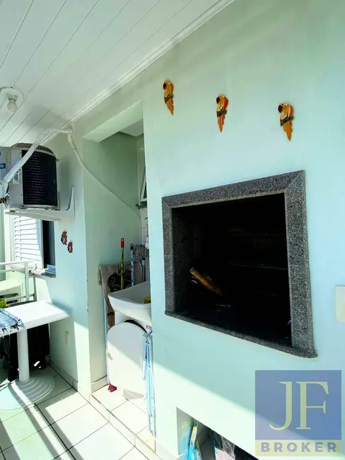 Foto 5 de Apartamento com 1 quarto à venda e para alugar, 40m2 em Canasvieiras, Florianopolis - SC