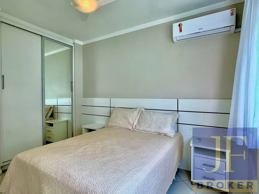 Foto 9 de Apartamento com 1 quarto à venda e para alugar, 40m2 em Canasvieiras, Florianopolis - SC