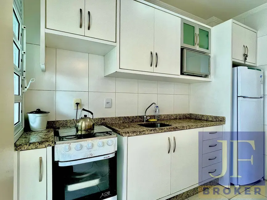 Foto 3 de Apartamento com 1 quarto à venda e para alugar, 40m2 em Canasvieiras, Florianopolis - SC