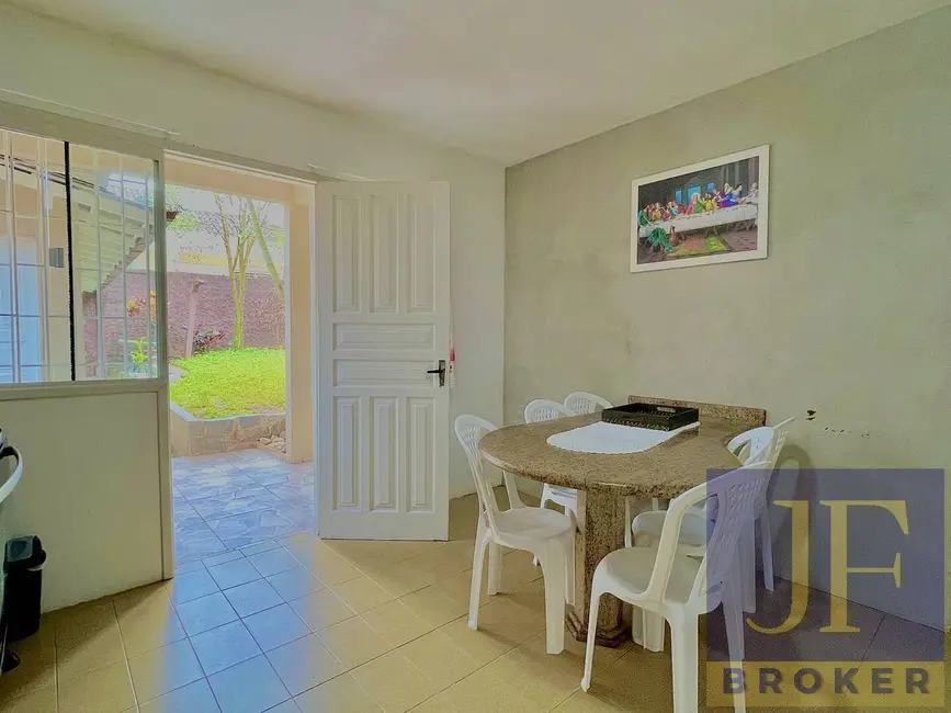 Foto 5 de Casa com 3 quartos à venda e para alugar, 120m2 em Canasvieiras, Florianopolis - SC