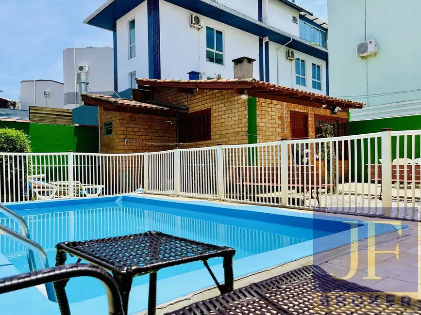 Foto 2 de Casa com 3 quartos à venda e para alugar, 120m2 em Canasvieiras, Florianopolis - SC