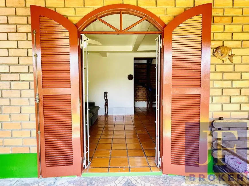 Foto 7 de Casa com 3 quartos à venda e para alugar, 120m2 em Canasvieiras, Florianopolis - SC