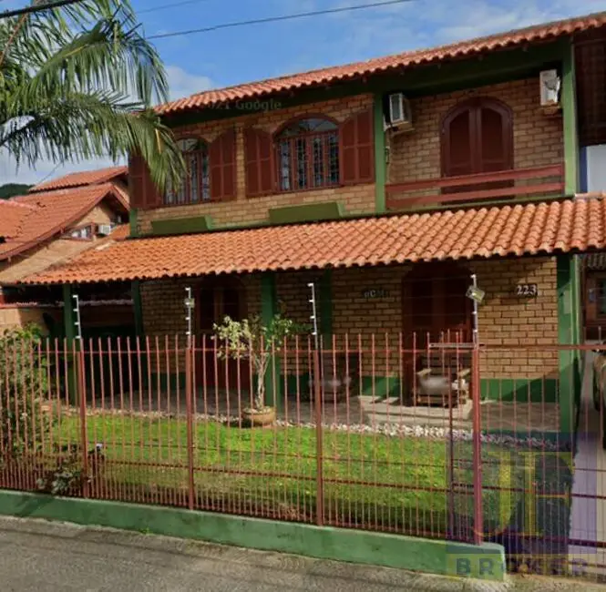 Foto 1 de Casa com 3 quartos à venda e para alugar, 120m2 em Canasvieiras, Florianopolis - SC