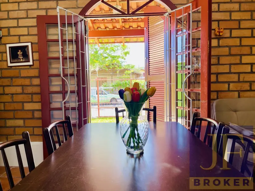 Foto 8 de Casa com 3 quartos à venda e para alugar, 120m2 em Canasvieiras, Florianopolis - SC