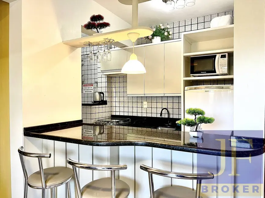 Apartamento com 1 quarto à venda e para alugar, 40m2 em Canasvieiras, Florianopolis - SC - imagem 4 Foto 4 de Apartamento com 1 quarto à venda e para alugar, 40m2 em Canasvieiras, Florianopolis - SC