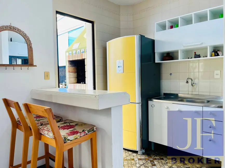 Foto 9 de Apartamento com 1 quarto à venda e para alugar, 40m2 em Canasvieiras, Florianopolis - SC