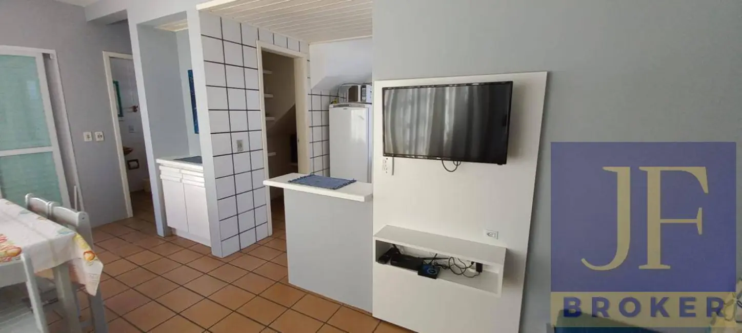 Casa com 2 quartos à venda e para alugar, 90m2 em Canasvieiras, Florianopolis - SC - imagem 6 Foto 6 de Casa com 2 quartos à venda e para alugar, 90m2 em Canasvieiras, Florianopolis - SC