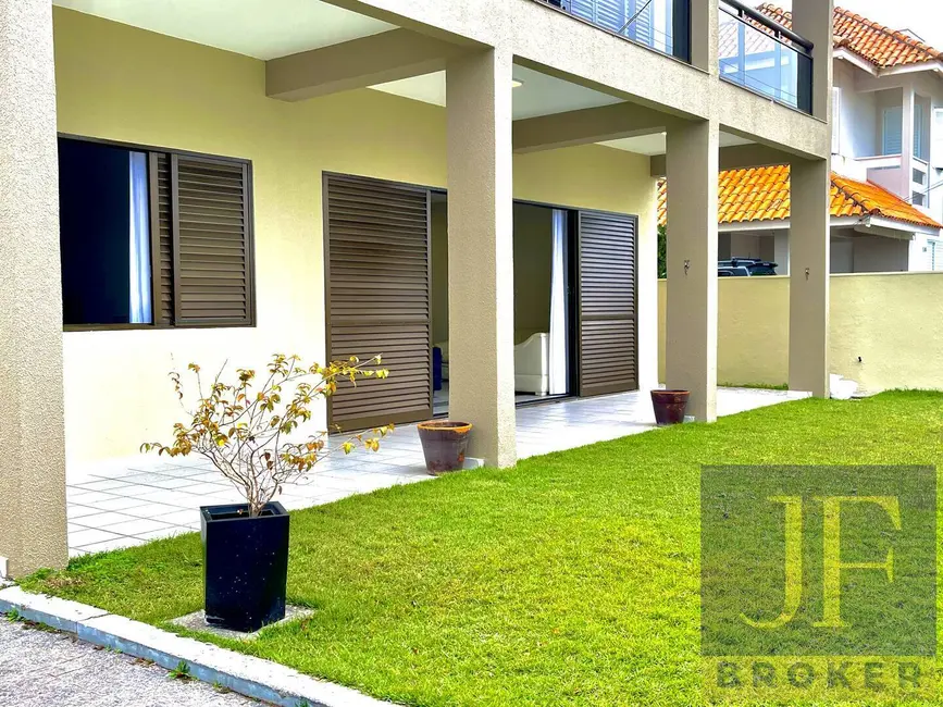 Foto 6 de Casa com 7 quartos à venda e para alugar, 350m2 em Canasvieiras, Florianopolis - SC