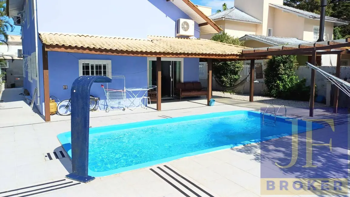 Casa com 6 quartos à venda e para alugar em Canasvieiras, Florianopolis - SC - imagem 2 Foto 2 de Casa com 6 quartos à venda e para alugar em Canasvieiras, Florianopolis - SC