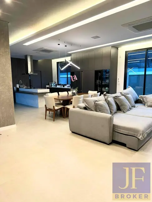 Foto 5 de Casa com 4 quartos à venda, 1060m2 em Ingleses do Rio Vermelho, Florianopolis - SC