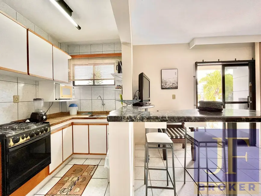Foto 8 de Apartamento com 2 quartos à venda e para alugar, 50m2 em Canasvieiras, Florianopolis - SC