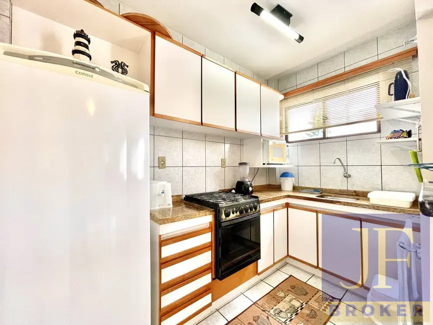 Foto 7 de Apartamento com 2 quartos à venda e para alugar, 50m2 em Canasvieiras, Florianopolis - SC