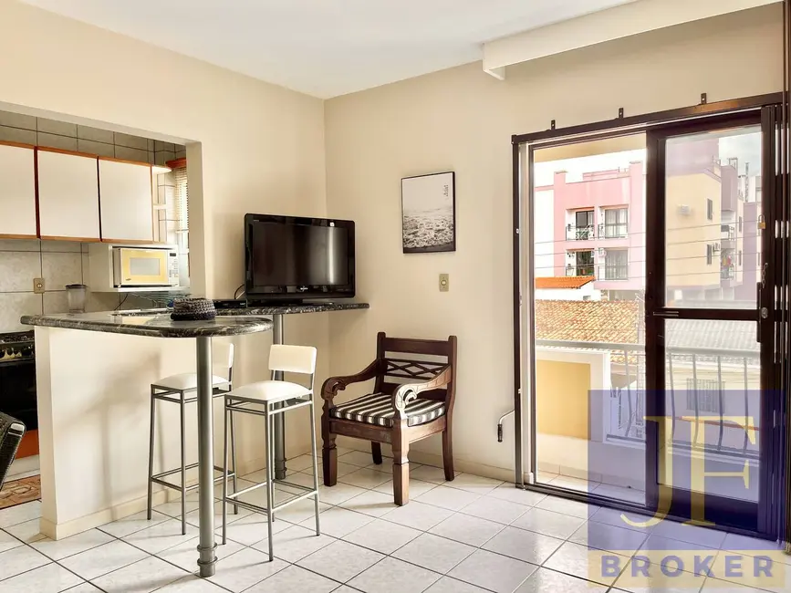 Foto 6 de Apartamento com 2 quartos à venda e para alugar, 50m2 em Canasvieiras, Florianopolis - SC