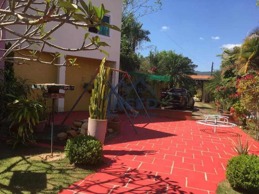 Foto 2 de Chácara com 4 quartos à venda, 332m2 em Bom Jesus Dos Perdoes - SP
