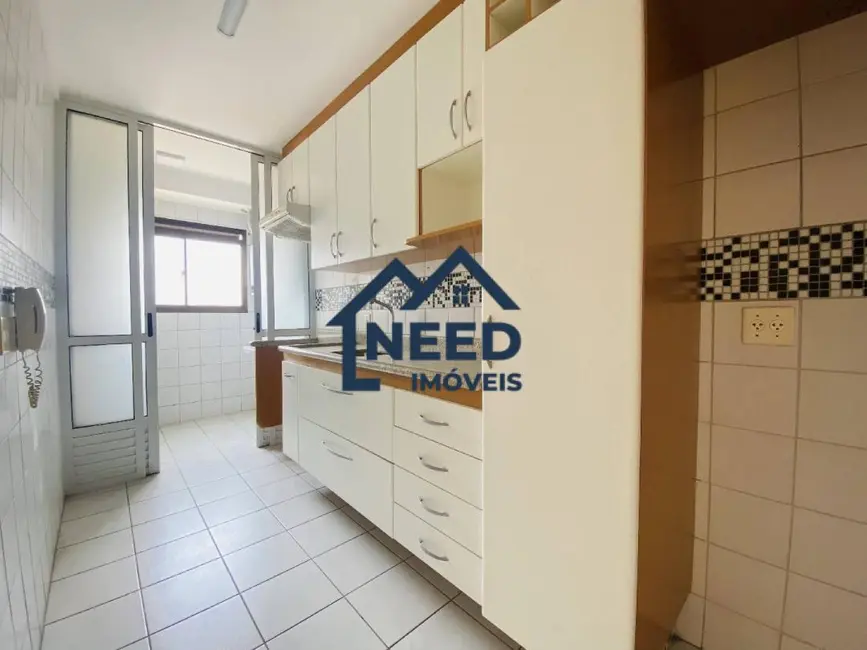 Apartamento com 3 quartos à venda, 80m2 em Aclimação, São Paulo - SP - imagem 3 Foto 3 de Apartamento com 3 quartos à venda, 80m2 em Aclimação, São Paulo - SP