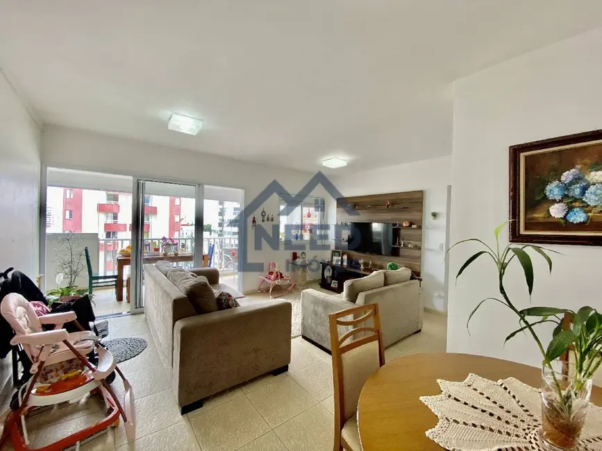 Apartamento com 2 quartos à venda, 95m2 em Aclimação, São Paulo - SP - imagem 4 Foto 4 de Apartamento com 2 quartos à venda, 95m2 em Aclimação, São Paulo - SP