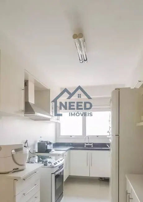 Apartamento com 2 quartos à venda, 130m2 em Vila Nova Conceição, São Paulo - SP - imagem 8 Foto 8 de Apartamento com 2 quartos à venda, 130m2 em Vila Nova Conceição, São Paulo - SP