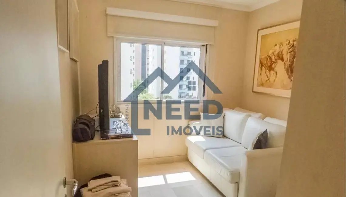 Apartamento com 2 quartos à venda, 130m2 em Vila Nova Conceição, São Paulo - SP - imagem 7 Foto 7 de Apartamento com 2 quartos à venda, 130m2 em Vila Nova Conceição, São Paulo - SP