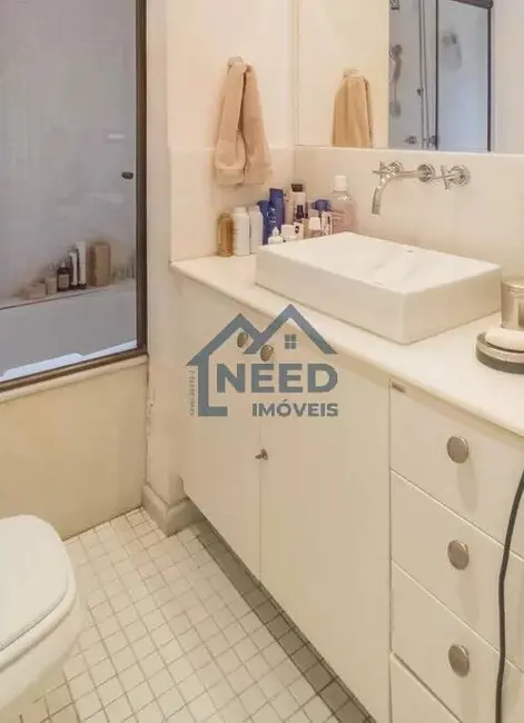 Apartamento com 2 quartos à venda, 130m2 em Vila Nova Conceição, São Paulo - SP - imagem 6 Foto 6 de Apartamento com 2 quartos à venda, 130m2 em Vila Nova Conceição, São Paulo - SP