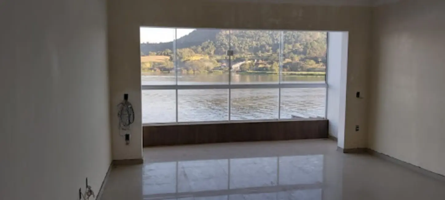 Foto 3 de Casa com 2 quartos à venda, 250m2 em Vitória Régia, Atibaia - SP