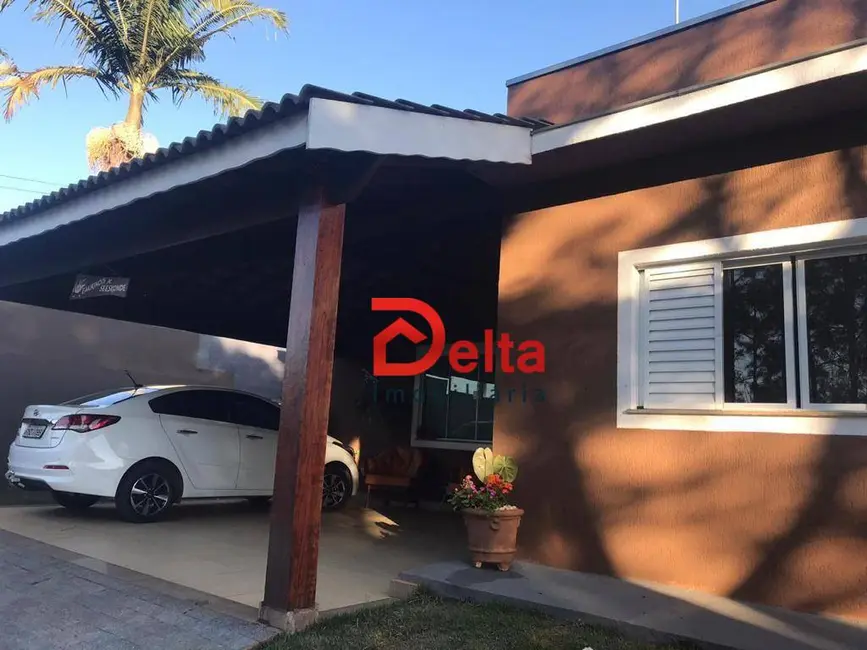 Foto 3 de Chácara com 3 quartos à venda, 1140m2 em Campos de Atibaia, Atibaia - SP