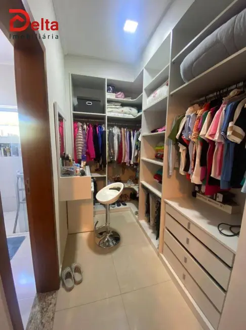 Foto 9 de Casa com 3 quartos à venda, 800m2 em Bom Jesus Dos Perdoes - SP