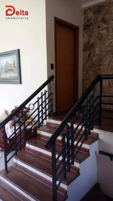 Casa com 3 quartos à venda, 1687m2 em Parque Arco Iris, Atibaia - SP - imagem 9 Foto 9 de Casa com 3 quartos à venda, 1687m2 em Parque Arco Iris, Atibaia - SP