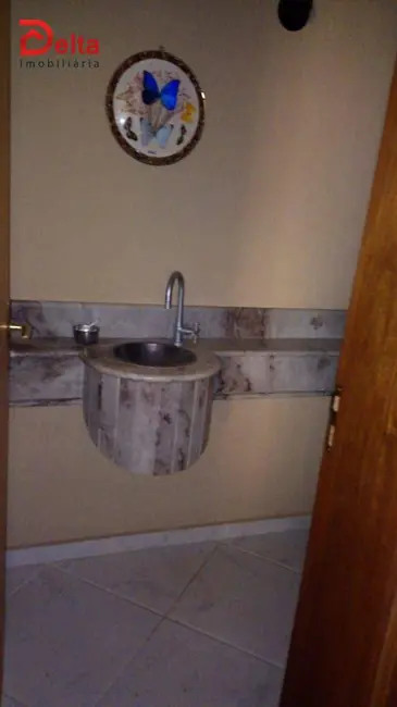 Casa com 3 quartos à venda, 1687m2 em Parque Arco Iris, Atibaia - SP - imagem 5 Foto 5 de Casa com 3 quartos à venda, 1687m2 em Parque Arco Iris, Atibaia - SP