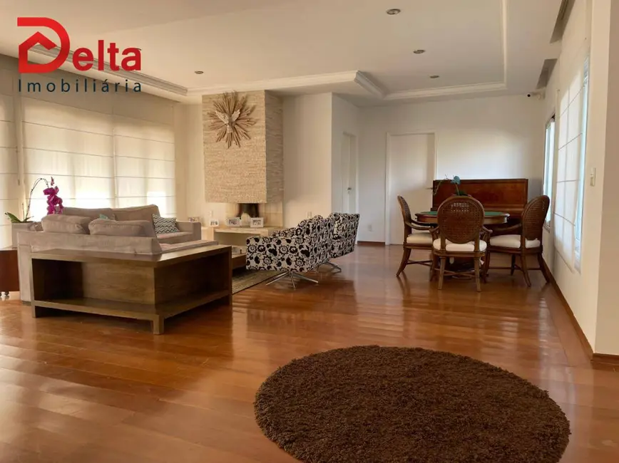 Foto 4 de Casa com 3 quartos à venda, 1000m2 em Atibaia - SP