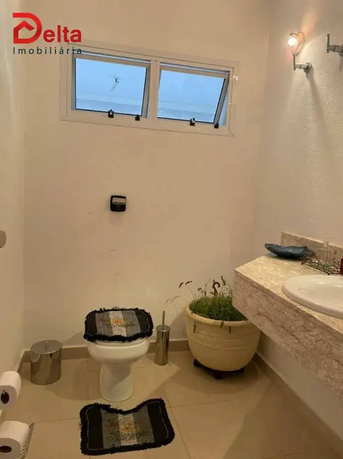 Foto 6 de Casa com 3 quartos à venda, 1000m2 em Atibaia - SP