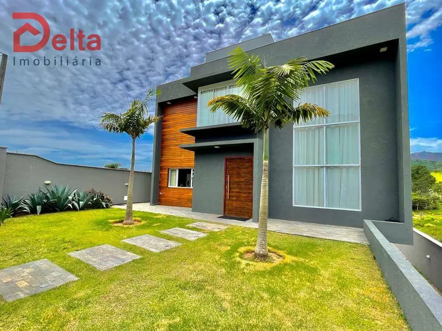 Foto 1 de Casa com 3 quartos à venda, 1350m2 em Loteamento Village de Atibaia, Atibaia - SP