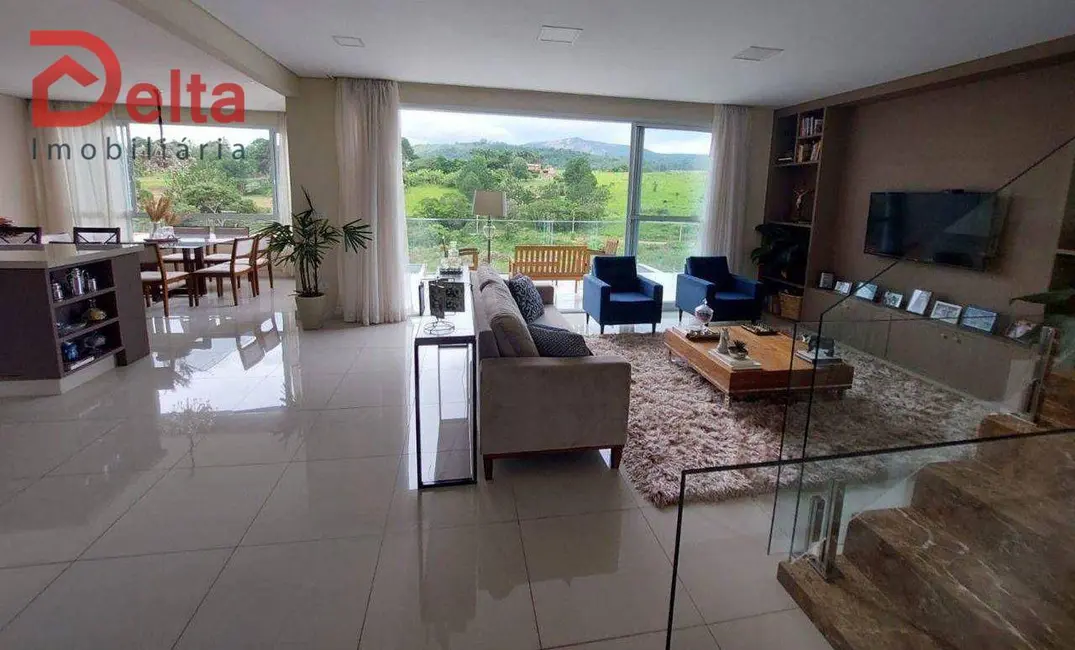 Foto 2 de Casa com 3 quartos à venda, 1350m2 em Loteamento Village de Atibaia, Atibaia - SP