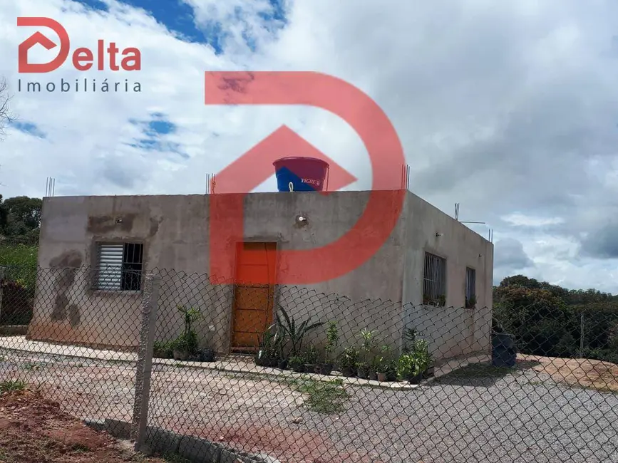 Foto 1 de Casa com 2 quartos à venda, 1000m2 em Atibaia - SP
