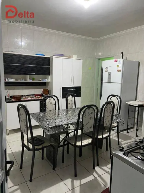 Casa com 3 quartos à venda, 400m2 em Vila Rica, Atibaia - SP - imagem 6 Foto 6 de Casa com 3 quartos à venda, 400m2 em Vila Rica, Atibaia - SP
