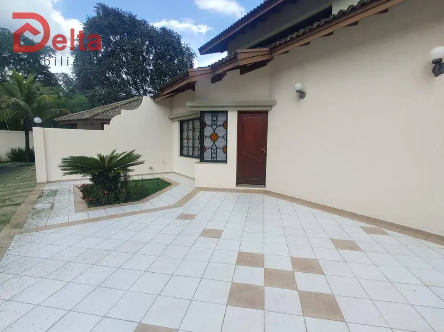 Foto 1 de Casa de Condomínio com 3 quartos para alugar, 500m2 em Jardim Siriema, Atibaia - SP