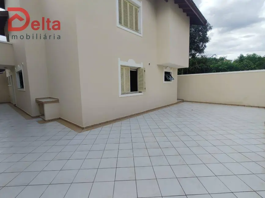 Foto 7 de Casa de Condomínio com 3 quartos para alugar, 500m2 em Jardim Siriema, Atibaia - SP