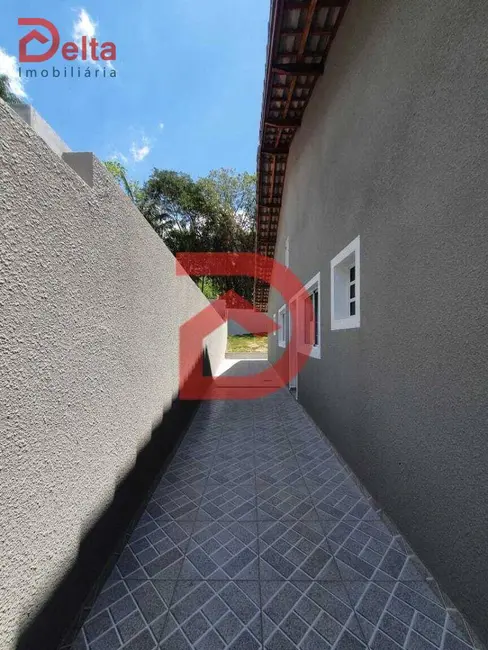 Foto 3 de Casa com 2 quartos à venda, 176m2 em Jardim Santo Antônio, Atibaia - SP
