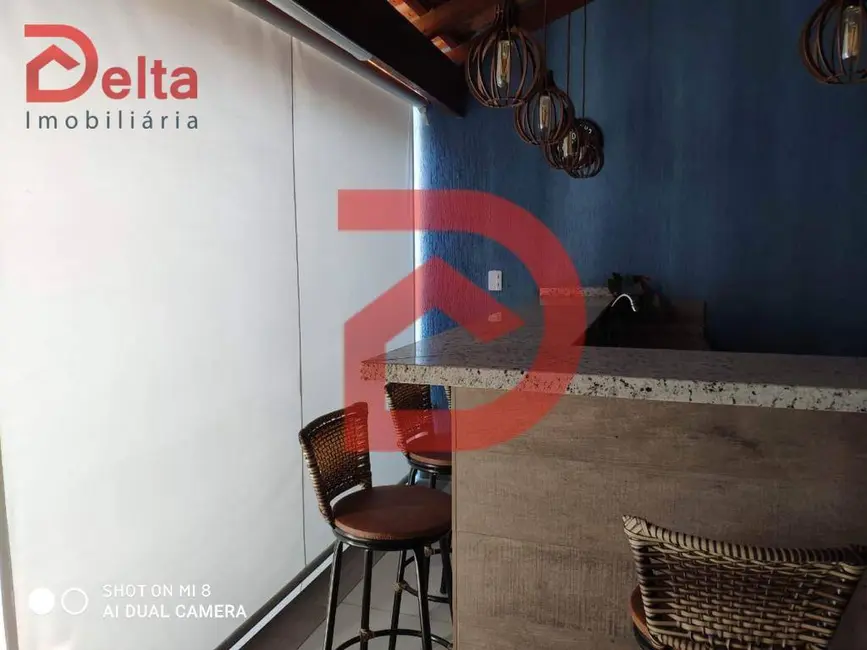 Casa com 3 quartos à venda, 175m2 em Nova Cerejeira, Atibaia - SP - imagem 4 Foto 4 de Casa com 3 quartos à venda, 175m2 em Nova Cerejeira, Atibaia - SP