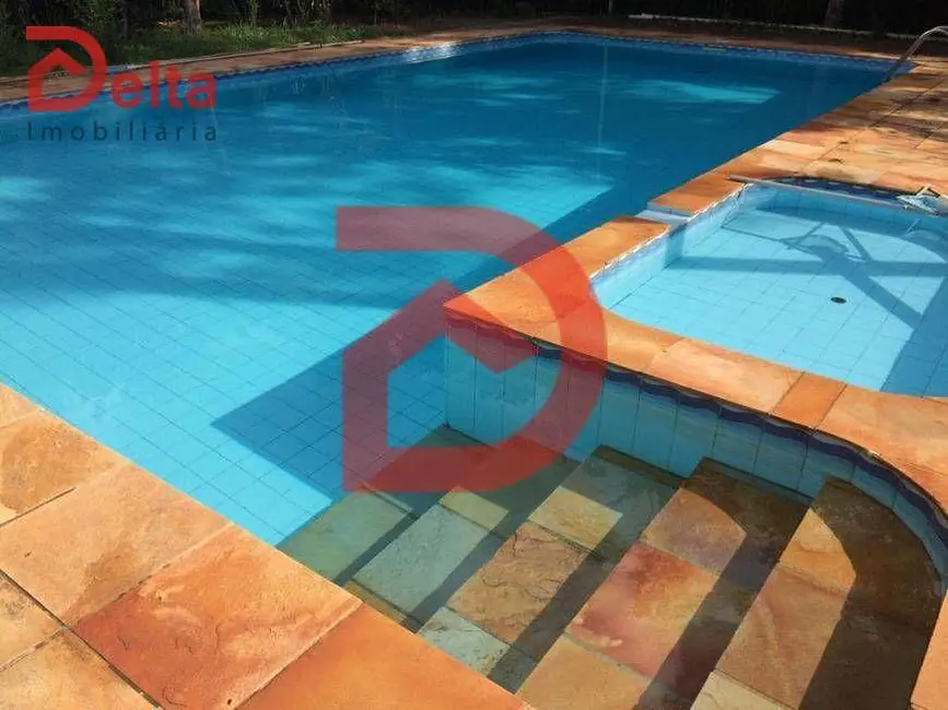 Foto 3 de Chácara com 4 quartos à venda, 1500m2 em Portão, Atibaia - SP