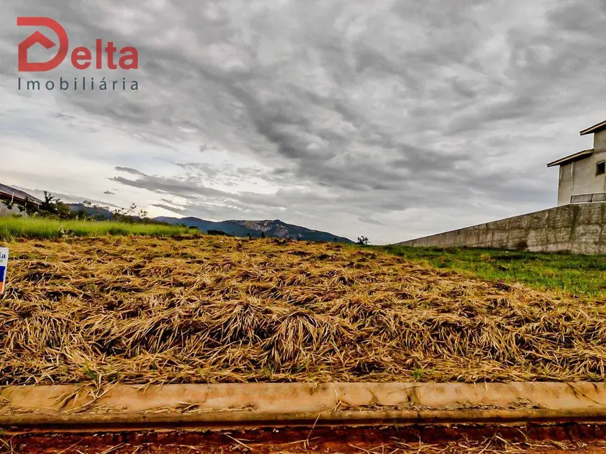 Foto 1 de Terreno / Lote à venda, 1078m2 em Jardim Centenário, Atibaia - SP