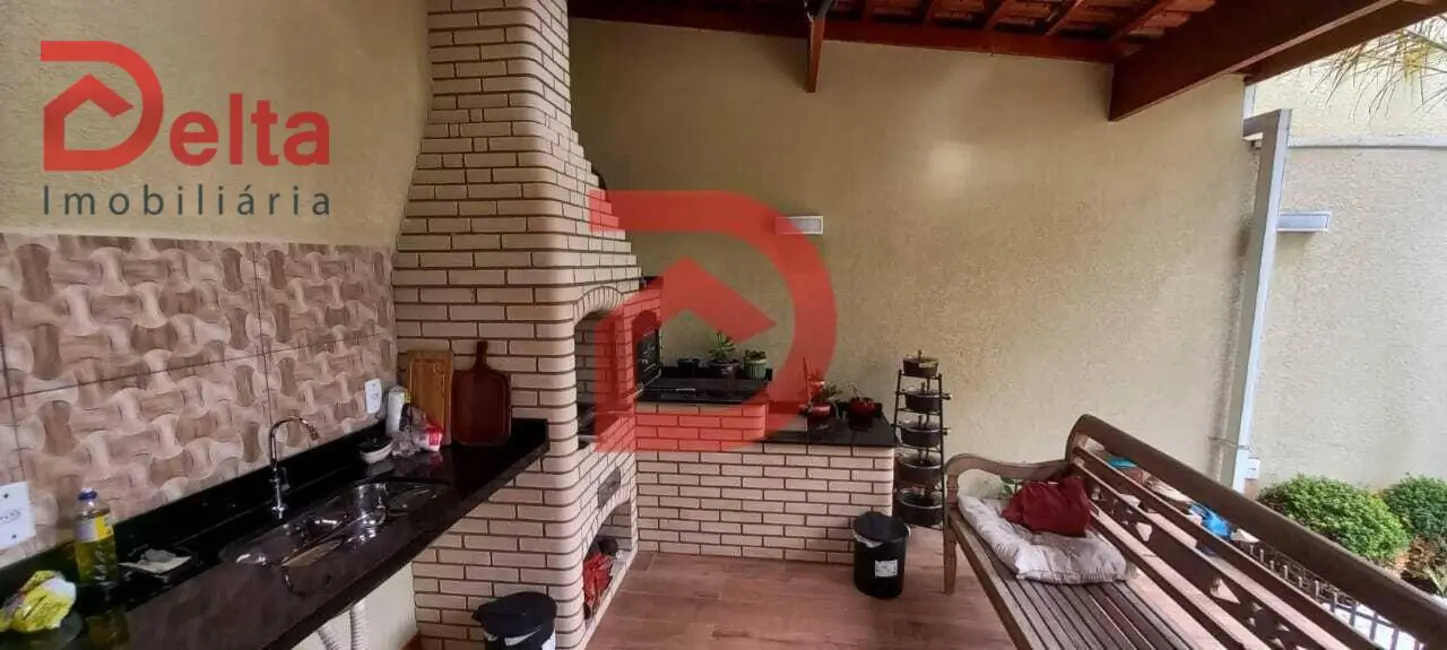 Foto 6 de Casa com 3 quartos à venda, 150m2 em Jardim Maristela, Atibaia - SP