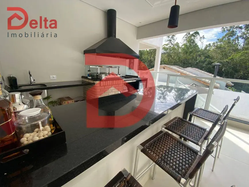 Foto 6 de Chácara com 3 quartos à venda, 500m2 em Atibaia - SP