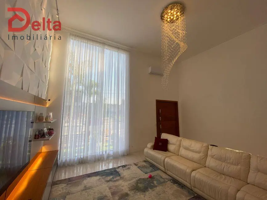 Casa de Condomínio com 4 quartos à venda, 600m2 em Atibaia - SP - imagem 2 Foto 2 de Casa de Condomínio com 4 quartos à venda, 600m2 em Atibaia - SP