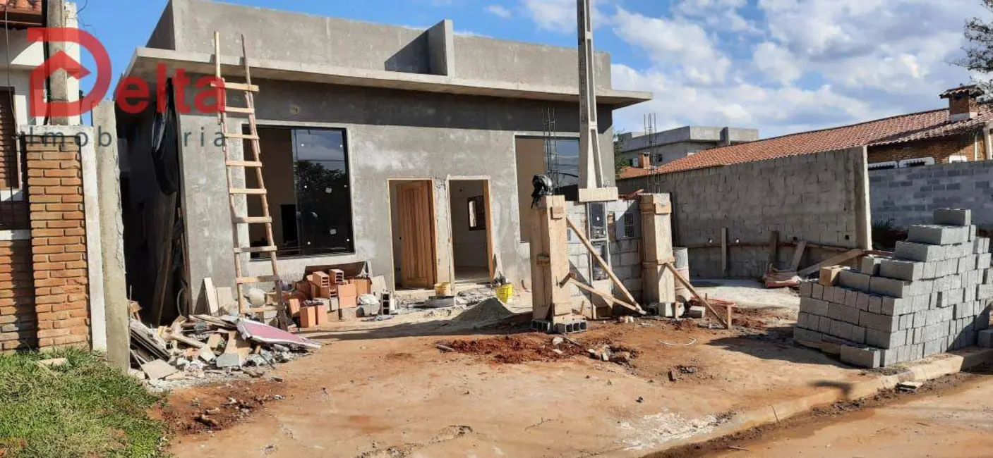 Foto 1 de Casa com 3 quartos à venda, 180m2 em Jardim dos Pinheiros, Atibaia - SP