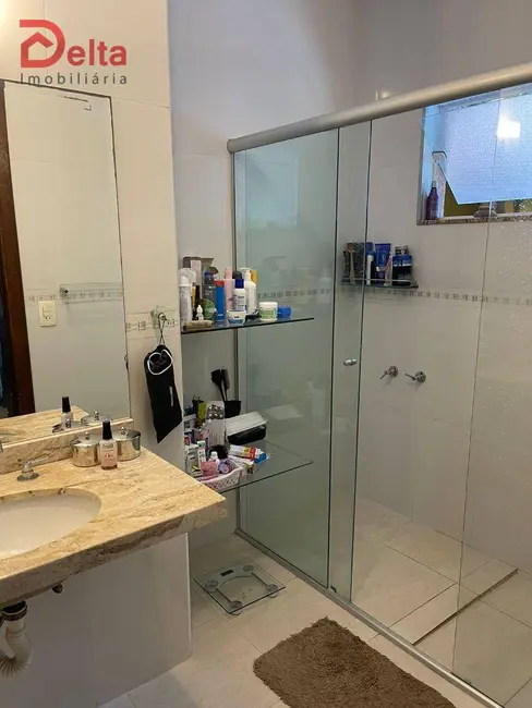 Foto 5 de Casa com 3 quartos à venda, 350m2 em Parque Residencial Itaguaçu, Atibaia - SP