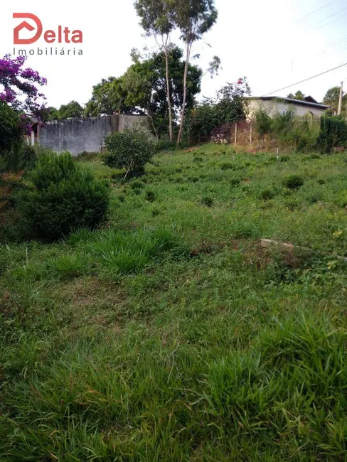 Casa com 2 quartos à venda, 2000m2 em Atibaia - SP - imagem 2 Foto 2 de Casa com 2 quartos à venda, 2000m2 em Atibaia - SP