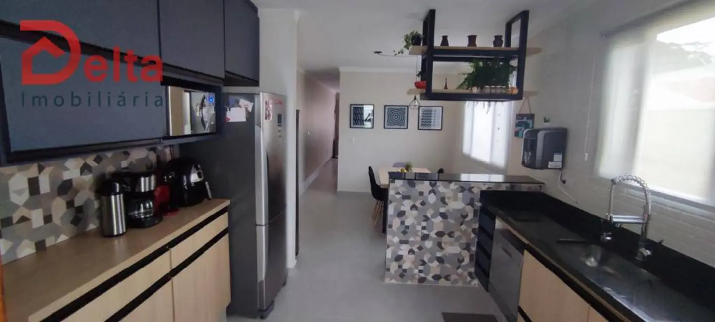 Foto 5 de Casa com 3 quartos à venda, 150m2 em Vila Petrópolis, Atibaia - SP